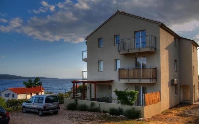 Apartma Marnija - apartmaji otok Hvar Hrvaška