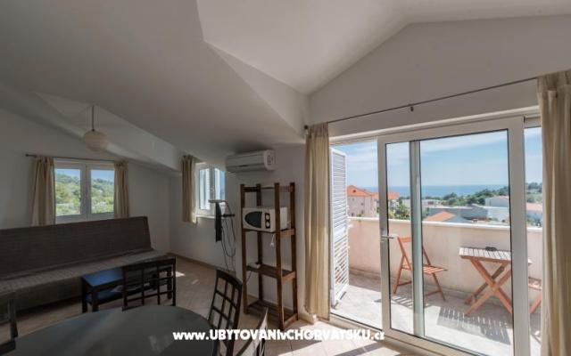 Apartmaji Mazuran - apartmaji otok Hvar Hrvaška