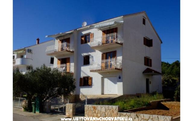 Apartmaji Petrić - apartmaji otok Hvar Hrvaška