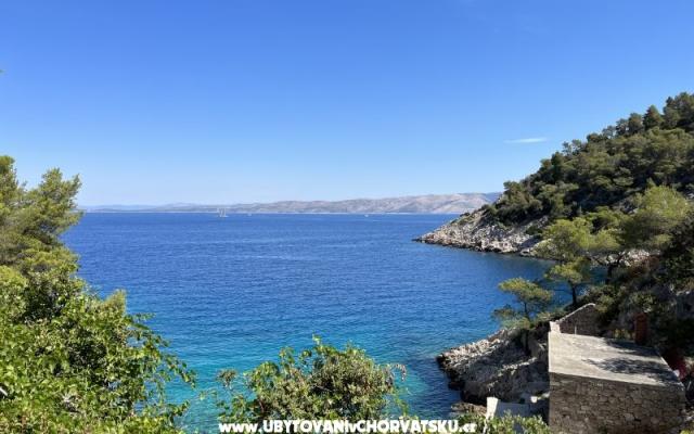 Home alone - apartmaji otok Hvar Hrvaška