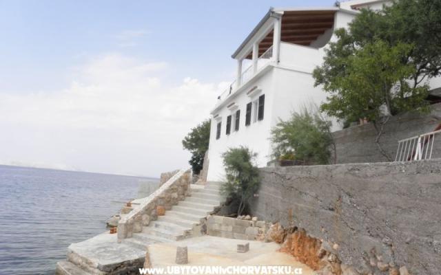 Apartmaji Neda - apartmaji Karlobag Hrvaška