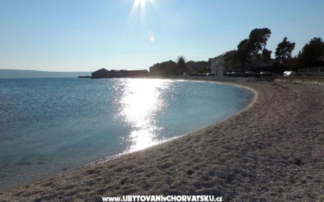 Apartma Lucija - apartmaji Kaštela Hrvaška