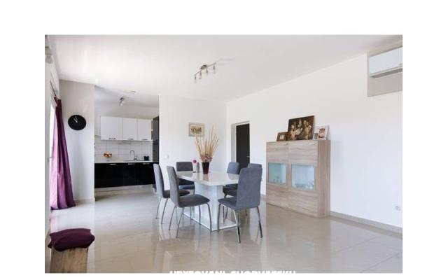 Apartma Sempervivum - apartmaji Kaštela Hrvaška