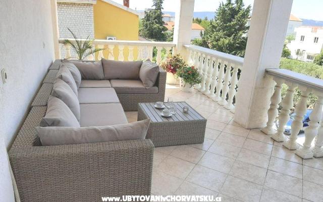 Apartmaji Hrga - apartmaji Kaštela Hrvaška