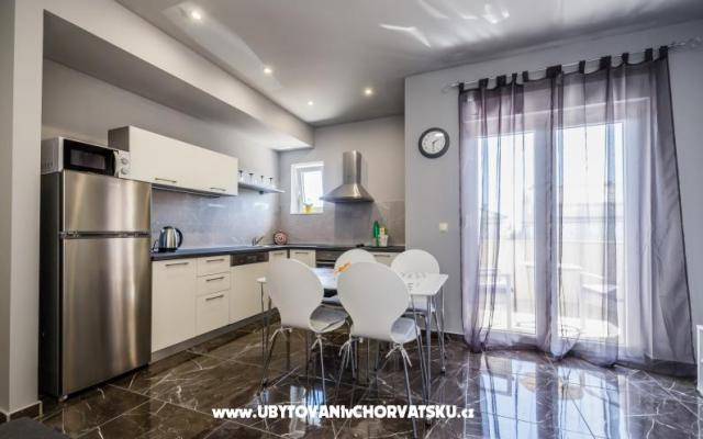 Apartmaji Kastela - apartmaji Kaštela Hrvaška