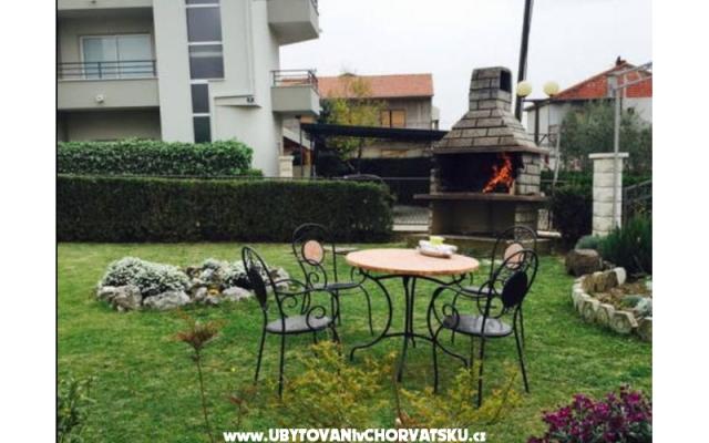 Apartmaji Marko - apartmaji Kaštela Hrvaška