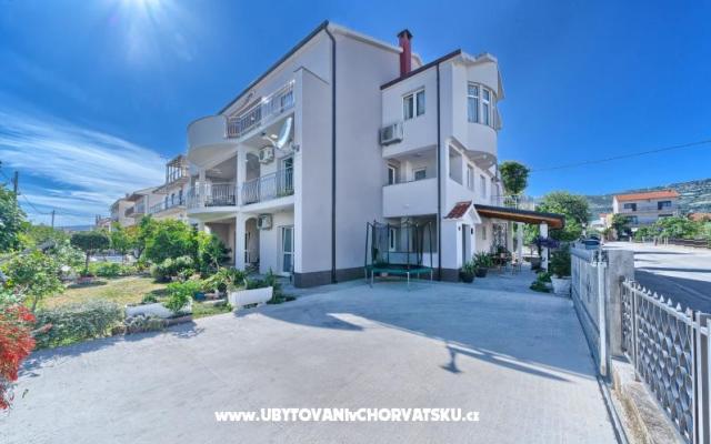 Apartmaji Meridians - apartmaji Kaštela Hrvaška