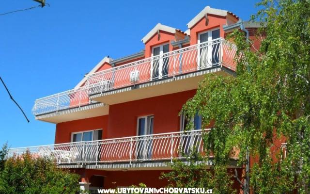 Deluxe Apartmaji Red Sunset - apartmaji Kaštela Hrvaška