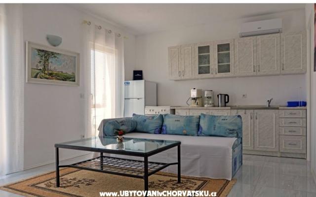 Honey Apartma - apartmaji Kaštela Hrvaška