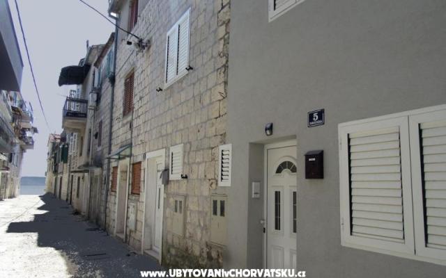 Holiday Home Sara- Kastel Stafilic - apartmaji Kaštela Hrvaška