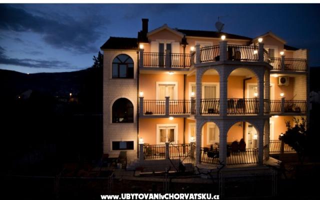 Villa Paradise  - apartmaji Kaštela Hrvaška