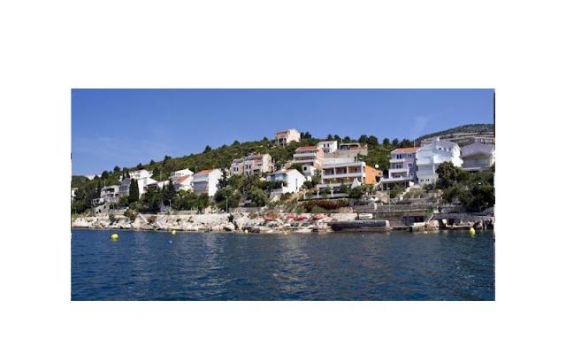 Apartmaji Deak Komarna - apartmaji Klek Hrvaška