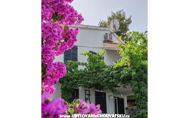 Apartmaji Markotić - apartmaji Klek Hrvaška