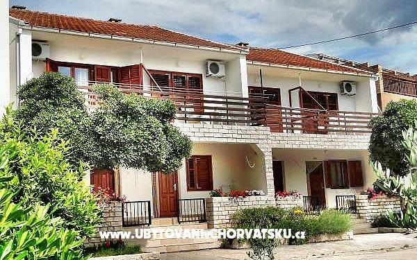 Apartma Tedo - apartmaji Klek Hrvaška