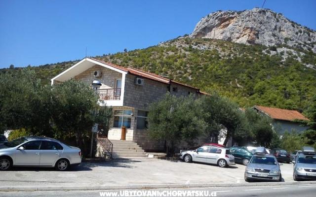 Apartmaji &amp; rooms Adriatic - apartmaji Klek Hrvaška