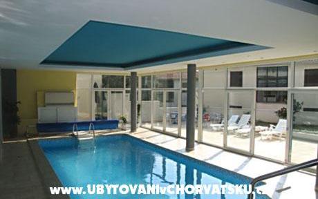 Villa Ceres Klek - apartmaji Klek Hrvaška