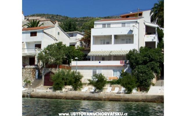 Villa Vedran apartments - apartmaji Klek Hrvaška