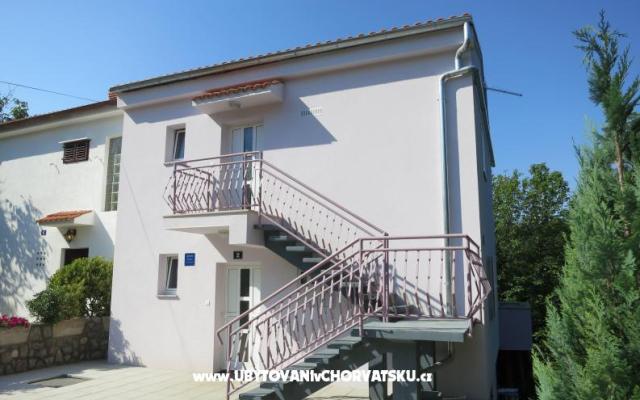 Apartmaji Aurelia - apartmaji otok Krk Hrvaška