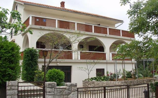 Apartmaji Dujmović - apartmaji otok Krk Hrvaška