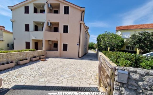 Apartmaji Omišalj - apartmaji otok Krk Hrvaška