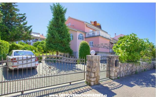 Apartmaji Stella Malinska Krk - apartmaji otok Krk Hrvaška