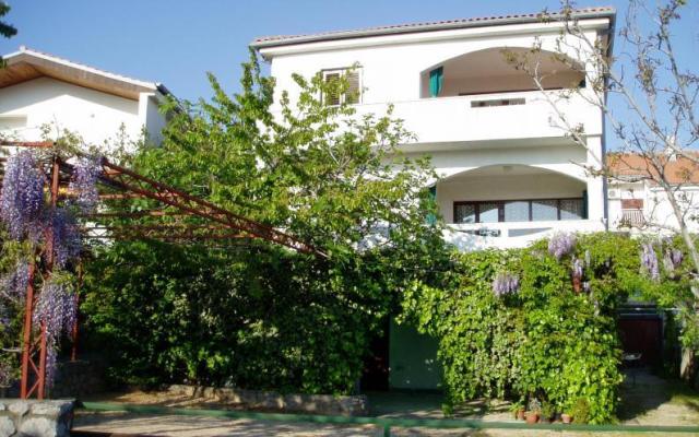 Apartmaji Ulika - apartmaji otok Krk Hrvaška