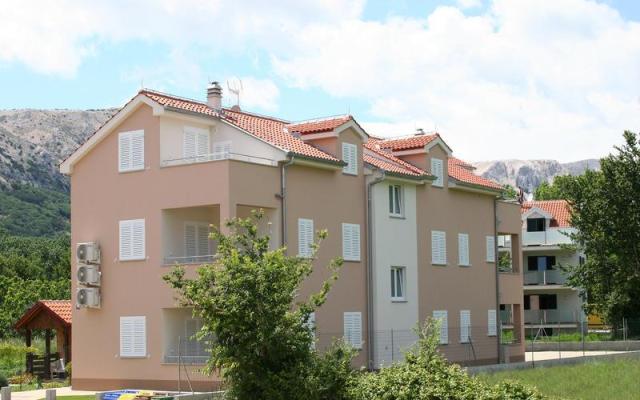 JASNA  SKOPALJ - apartmaji otok Krk Hrvaška