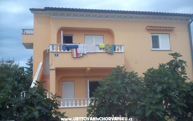 Town Krk - apartmaji otok Krk Hrvaška