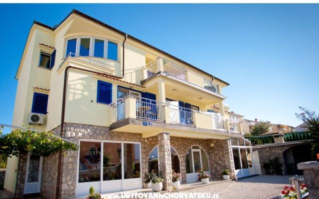 Lucia Apartmaji - apartmaji otok Krk Hrvaška