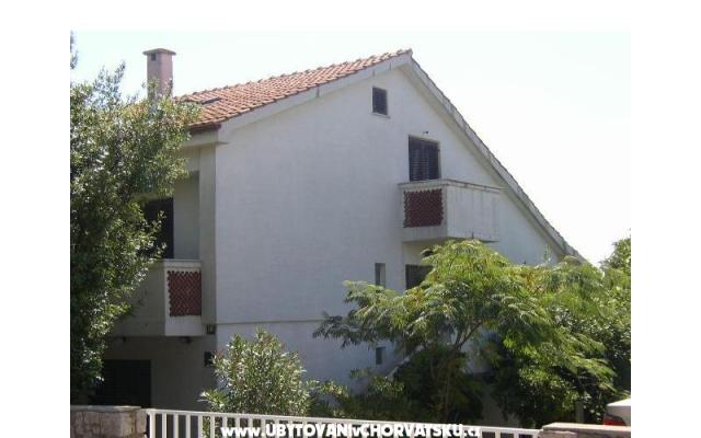 Villa Cabrajac - apartmaji otok Krk Hrvaška
