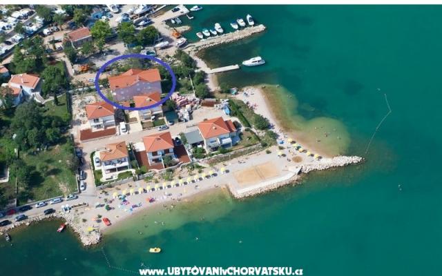 Villa Klimno direct na plaži - apartmaji otok Krk Hrvaška
