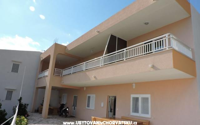 Apartmaji Ante - apartmaji Makarska Hrvaška