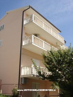 Apartmaji Julija - apartmaji Makarska Hrvaška