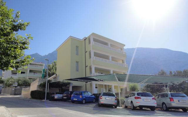 Apartmaji Rados - apartmaji Makarska Hrvaška