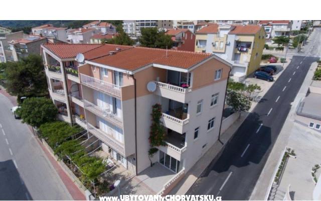 Apartmaji LIVIRA - apartmaji Makarska Hrvaška