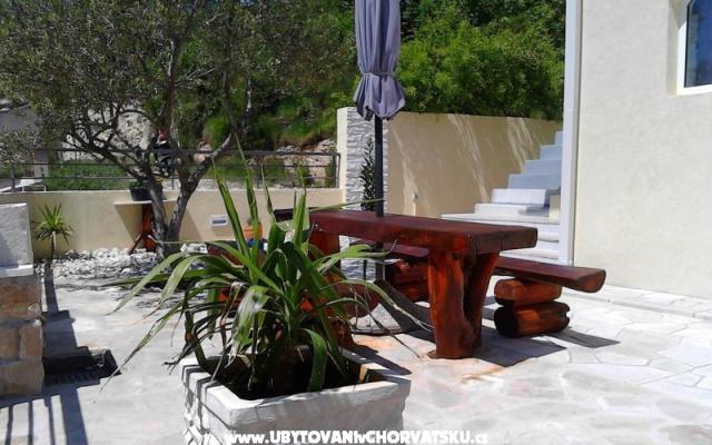 Holiday Hiša Paradiz - apartmaji Makarska Hrvaška