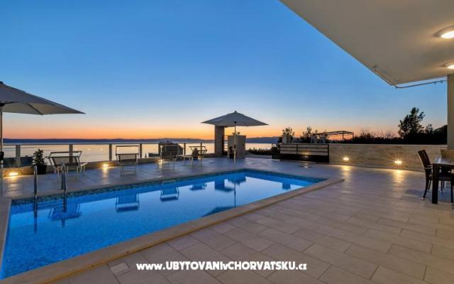 MALUCI - apartmaji Makarska Hrvaška
