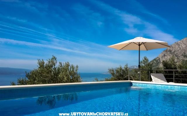Apartmaji z bazenom - apartmaji Makarska Hrvaška