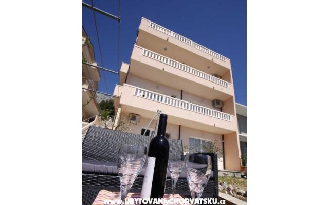 Villa Rašić - apartmaji Makarska Hrvaška