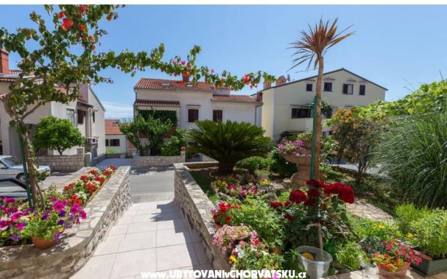 Apartmaji Avvi - apartmaji otok Mali Lošinj Hrvaška
