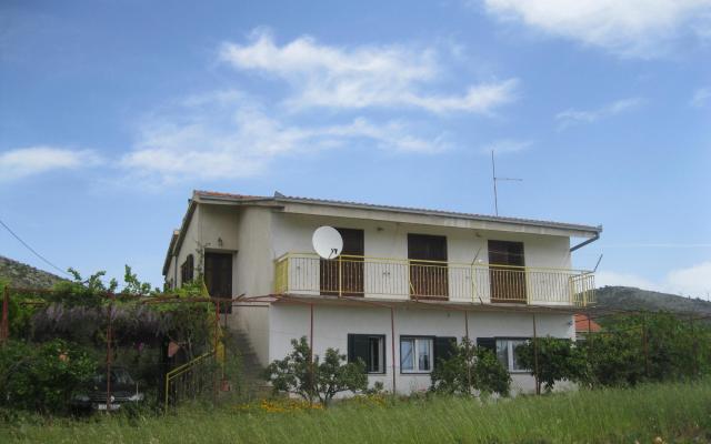 Apartma Denis - apartmaji Marina - Trogir Hrvaška