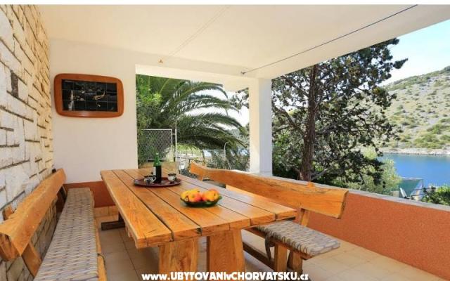 Apartma Miro - apartmaji Marina - Trogir Hrvaška