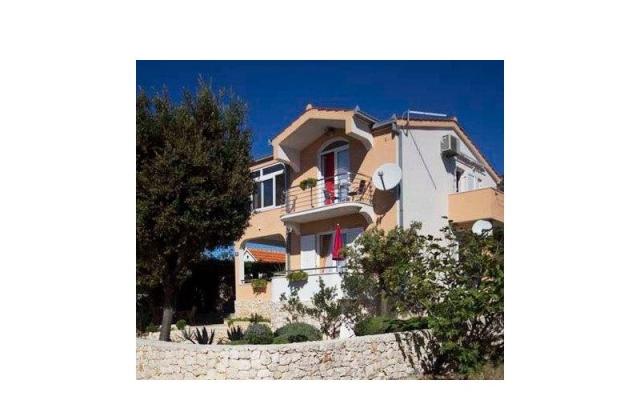 Apartmaji Kozlica Sevid - apartmaji Marina - Trogir Hrvaška