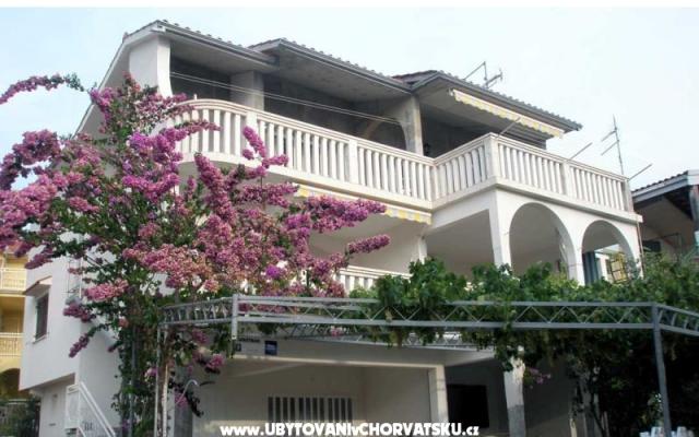 Apartmaji Marasović - apartmaji Marina - Trogir Hrvaška