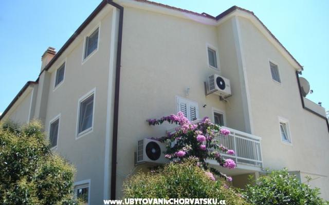 Apartmaji Luka - apartmaji Marina - Trogir Hrvaška