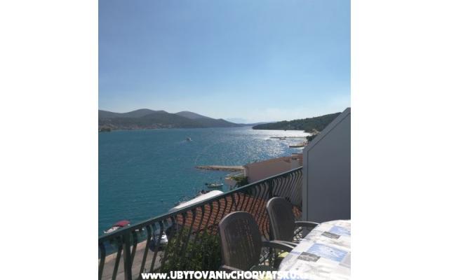 Apartmaji V&amp;I - apartmaji Marina - Trogir Hrvaška