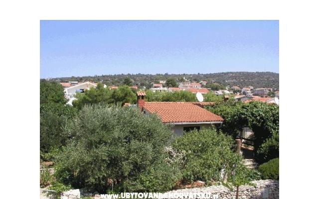 Hiša Ticinovic  - apartmaji Marina - Trogir Hrvaška