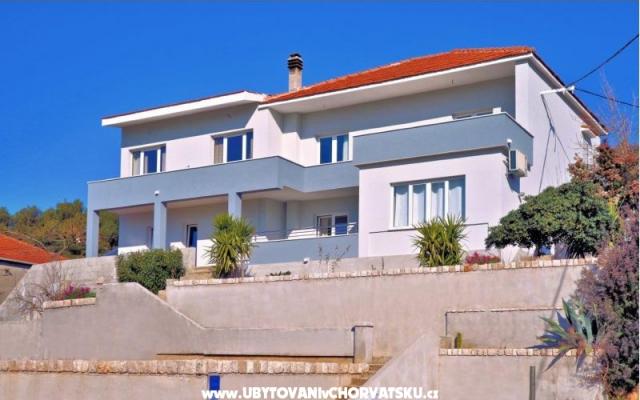 Korčulanka Apartmaji Poljica-Marin - apartmaji Marina - Trogir Hrvaška