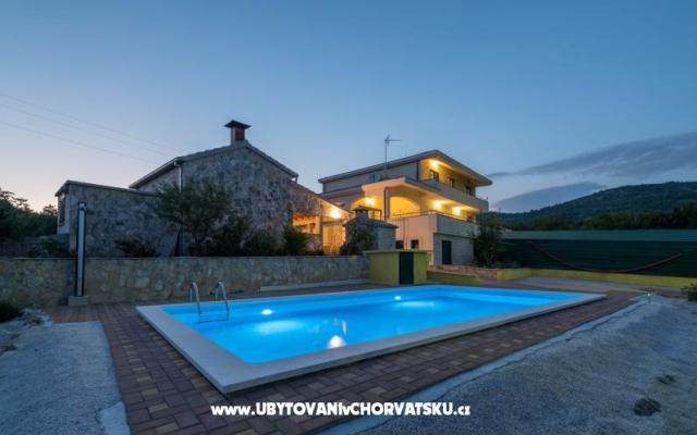 Mitlo - apartmaji Marina - Trogir Hrvaška