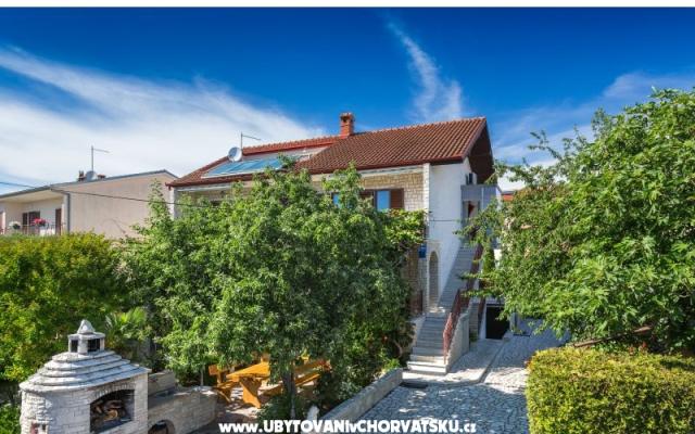 Hiša Diana - apartmaji Medulin Hrvaška